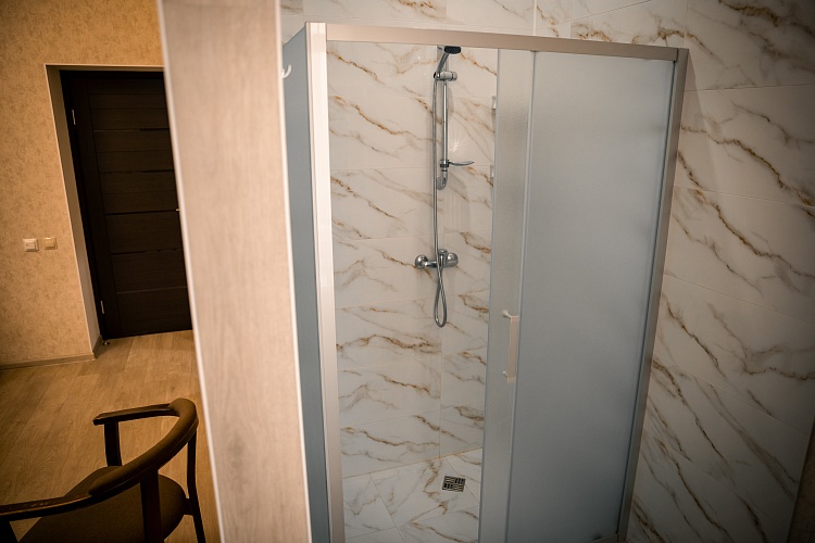 1 корпус. Первая категория. Семейный.