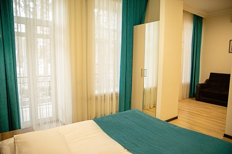 2 корпус. Первая категория. Семейный